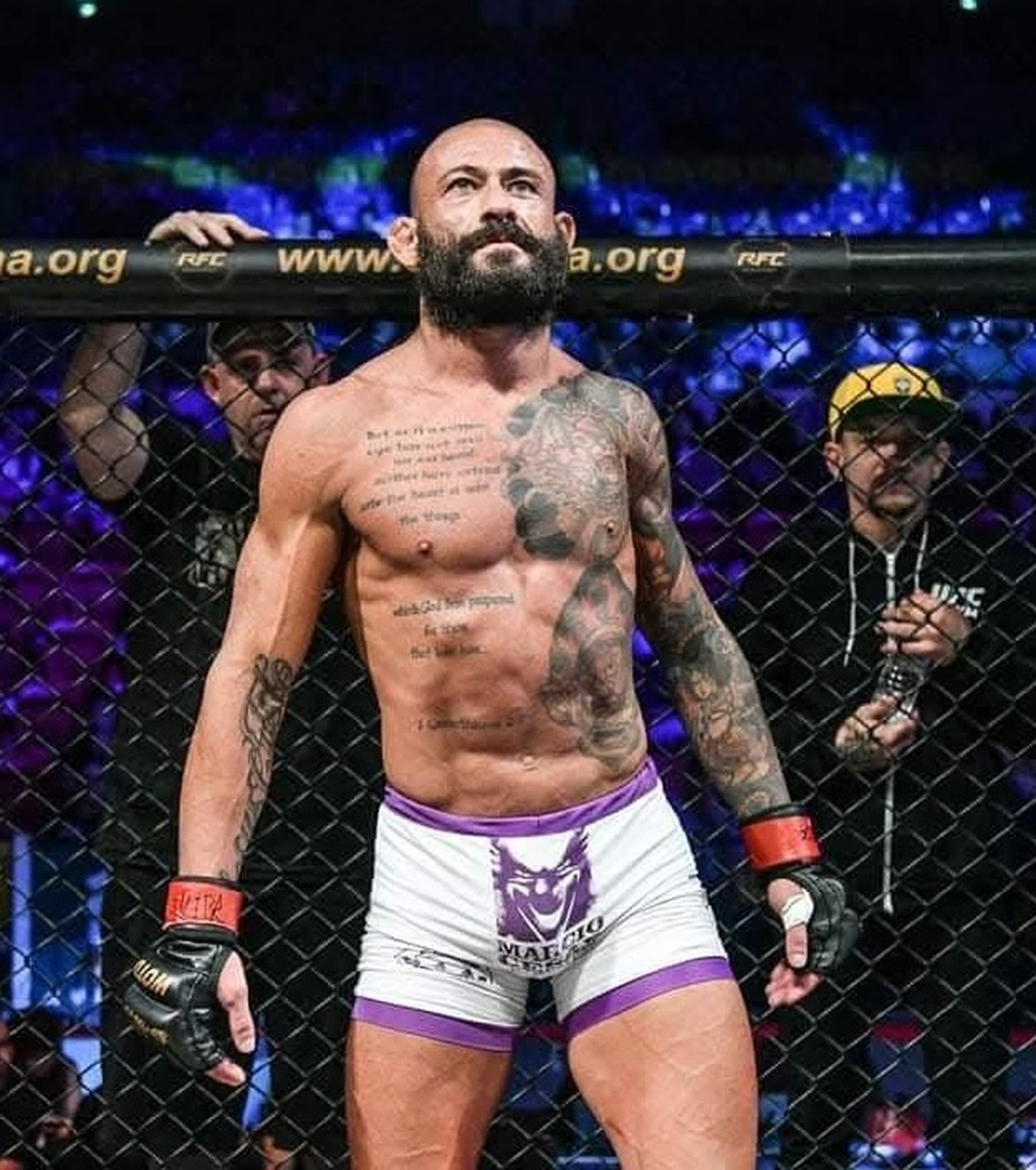 Marcio Gracinha coaching MMA at Lions MMA Club Phuket